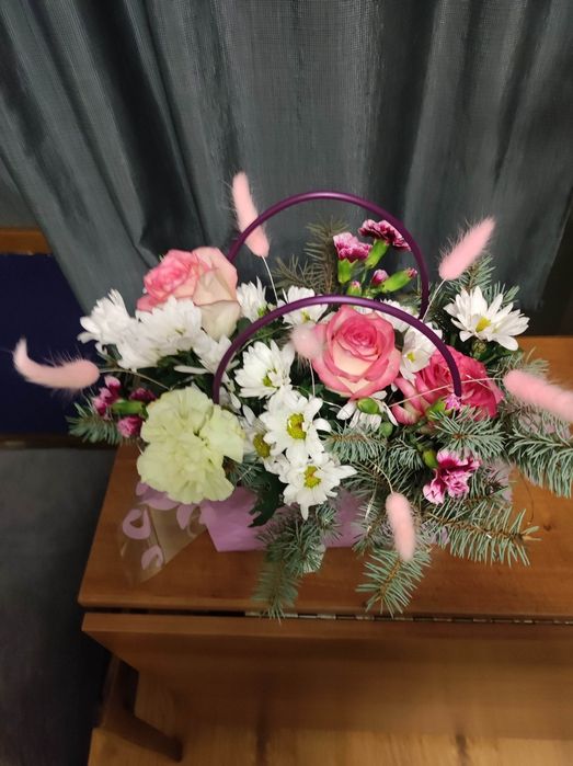 Букет из цветов свежих