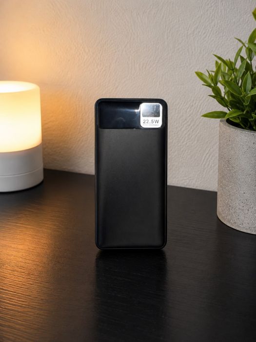 Потужний павербанк на 20000 mAh у відмінному стані