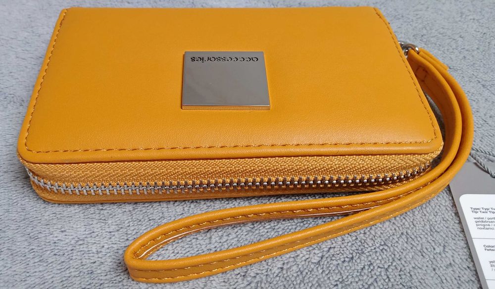 Portfel accessories żółty