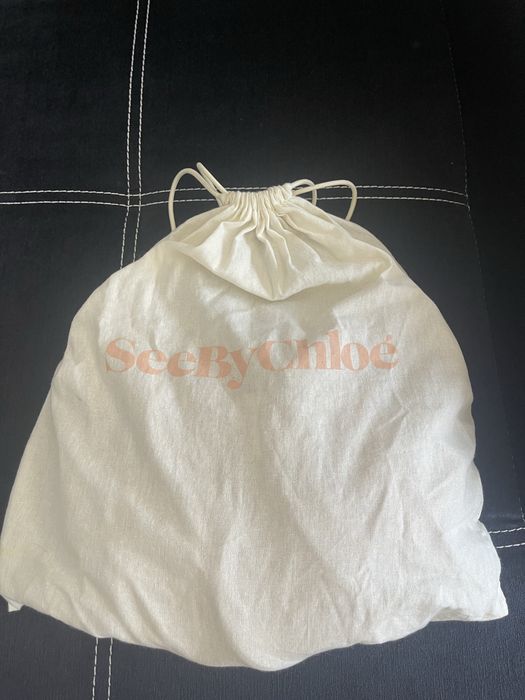 Продам шкіряну сумка See by Chloé Vicki Small Bucket Bag