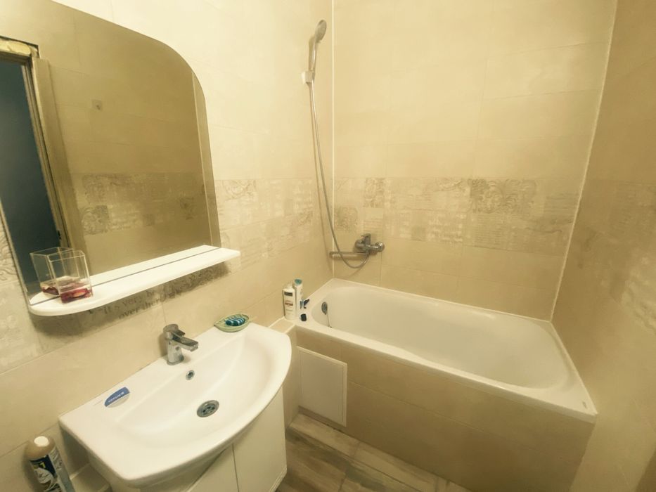 1к квартира з ремонтом! Розвинутий район, мінімальне оформлення!