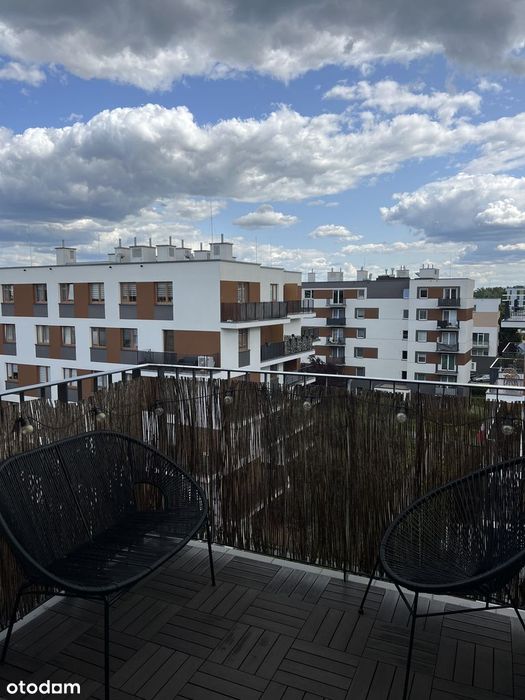 Wyjątkowe 2 pokoje | 45 m² | Klima | Balkon | Garaż | Najwyższe piętro