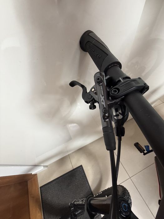 Rower elektryczny bez przebiegu Enduro Syntace 301-CE MK2 RACE Carbon 23,3 kg