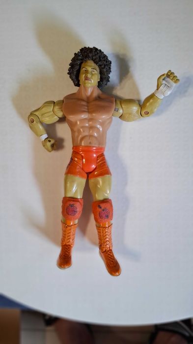 Figurka to Catlito z serii WWE Ruthless Aggression 25