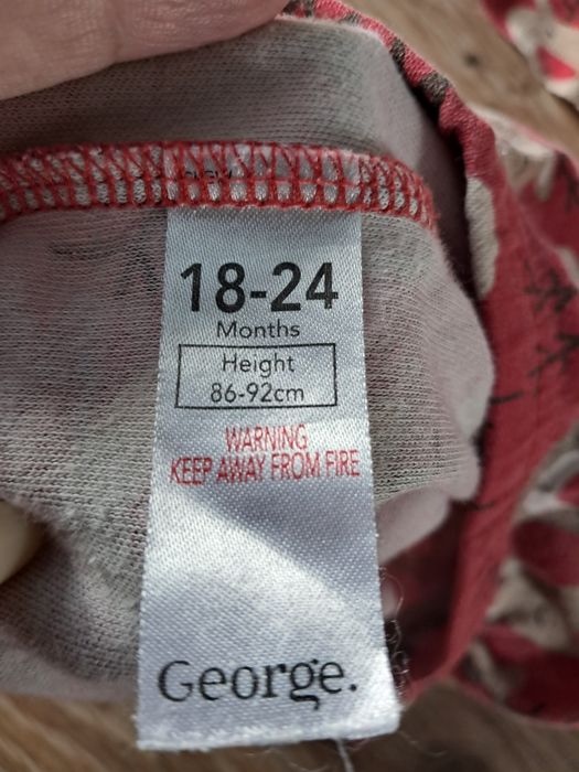 Дитяча піжамка George на дитину 86-92 см