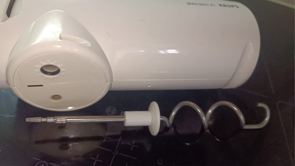 Batedeira modelo Krups