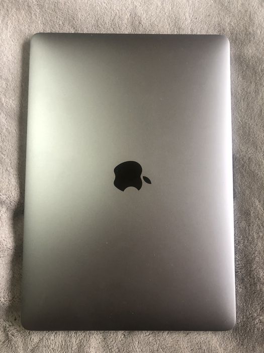 MacBook Pro 2016 року і5/8/256 в чудовому стані