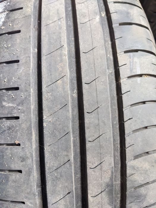 Літні шини ,toyo 15 r