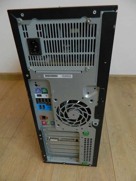 HP Z420 WorkStation Xeon E5-1620 pamięć 12GB DDR3 1TB Quadro