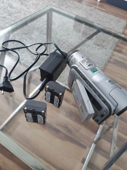 Trzy Kamery 1 samsung 2 jvc