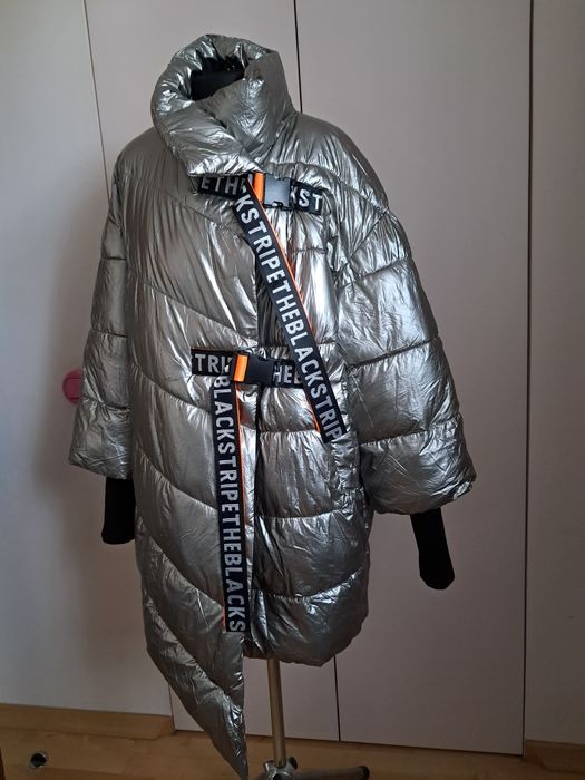 NOWA z metką damska kurtka włoskiej firmy FLY rozmiar L