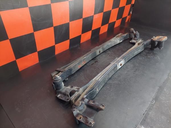 Mola de suspensão trás direita NISSAN Cabstar E Chassis (TL_, VL_)