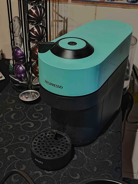 Máquina Nespresso Vertuo em Excelente Estado