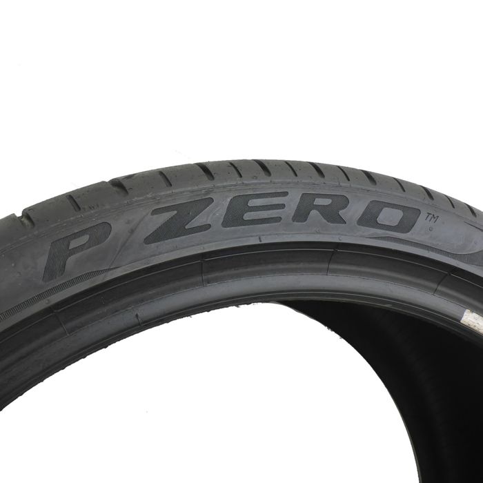 305/30/21 Pirelli 305/30ZR21 100Y P Zero NA1 Lato 2019 5.8-6mm