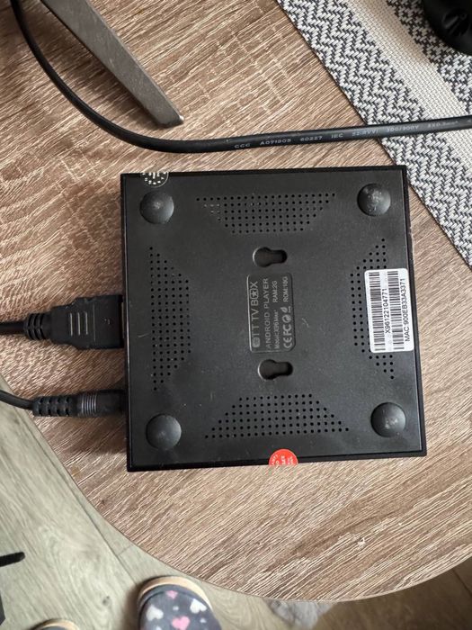 Телевизор kivi 24