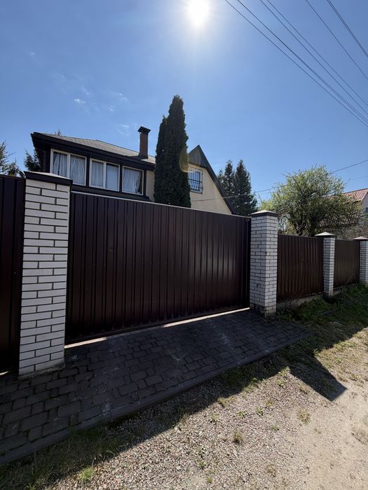 Продам будинок у Рожнах біля заливу Десни
