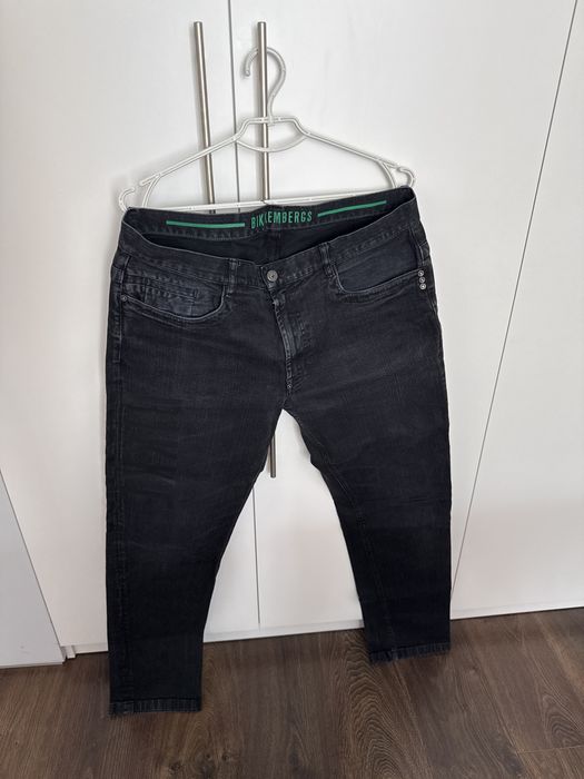 Мужские Брендовые джинсы . Оригинал! Одевали 1 раз! 38й размер