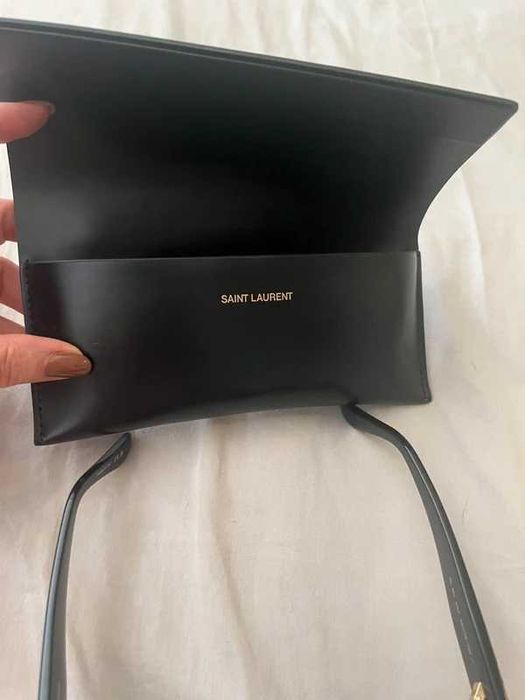 Vendo óculos de sol YSL originais novos