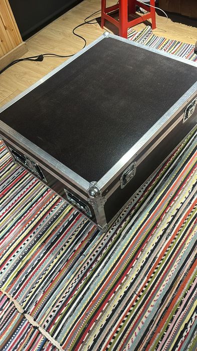 Mesa Digital Roland VM-C7200 + MS-24 | Flight Case Incluído