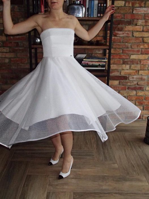 Oryginalna, krótka sukienka ślubna, r. 36 j.Simple, La Mania