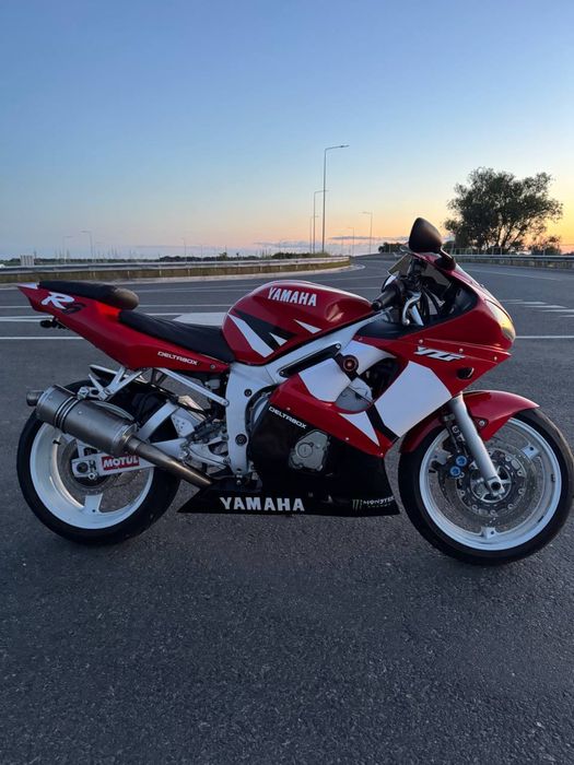 Yamaha r6 Ямаха р6