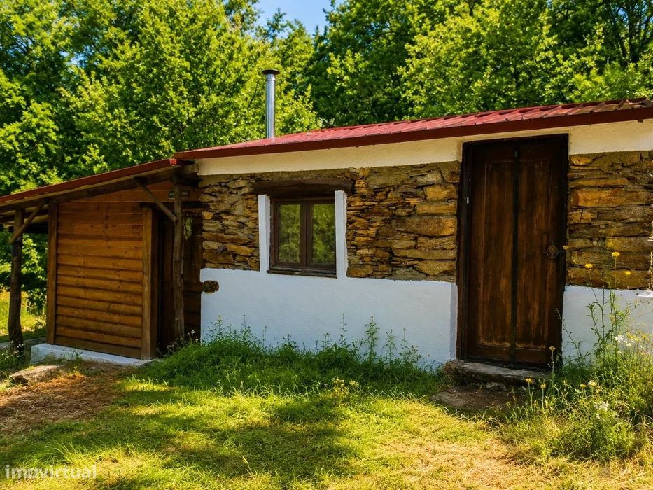 Tábua - Casinha de Xisto Off-Grid com 6220 m² de Terreno