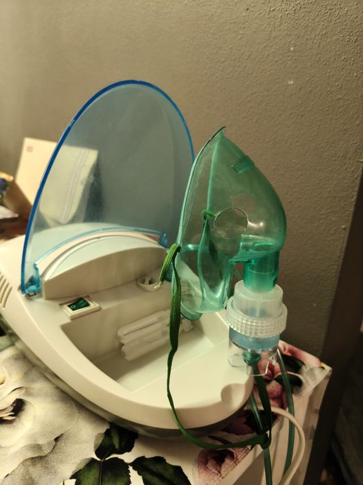 Sprzedam inhalator Intec