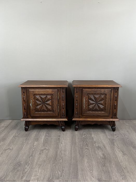 Тумбочки вінтажні Франція