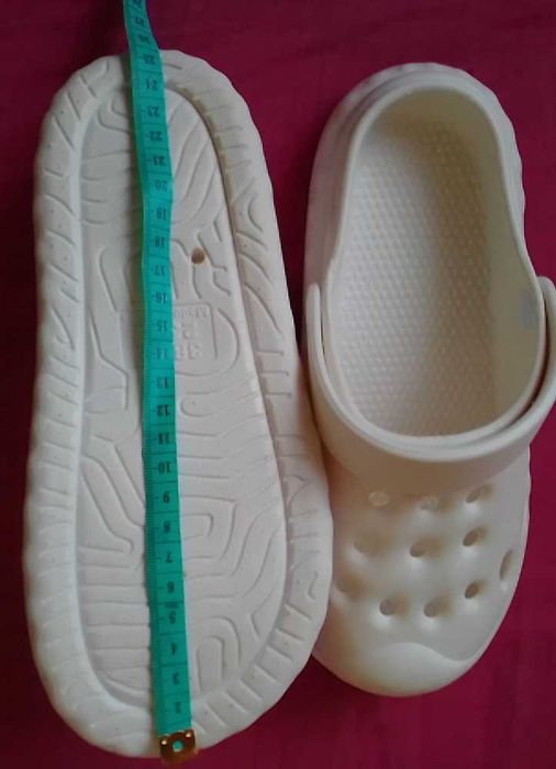 Модные кроксы с джибитсами, размер 38  сабо шлепанцы ЭВА