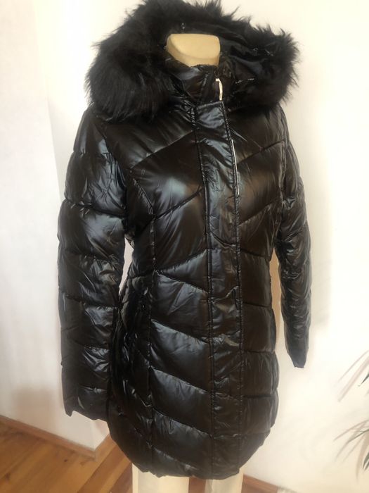 Modna czarna pikowana kurtka 40 42
