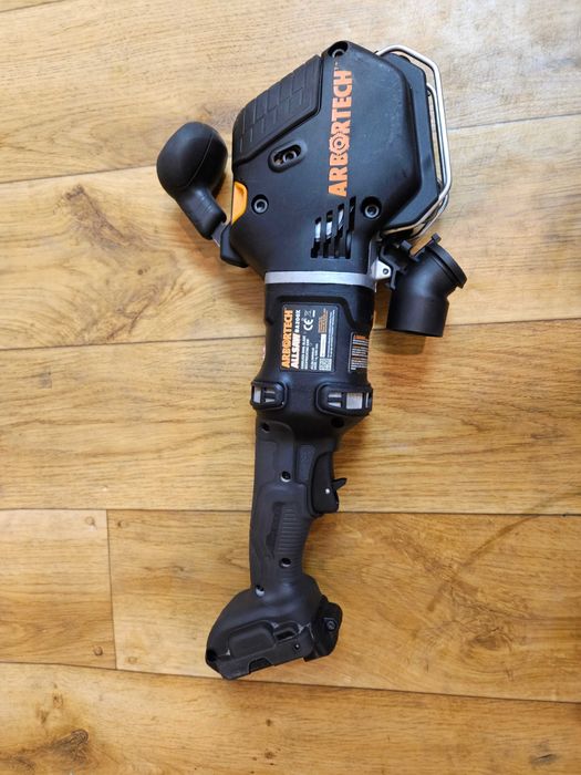 Piła do kamienia i fug ARBORTECH ALLSAW BA200X 9.0 Ah