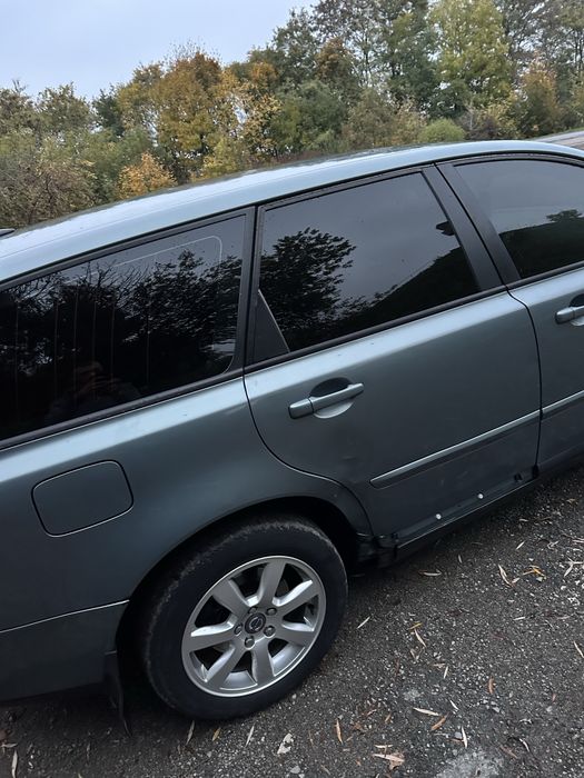 Volvo v50 2.0d 2004