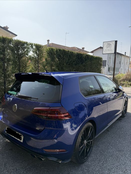 Golf R 7.5 2.0 TSI com teto solar