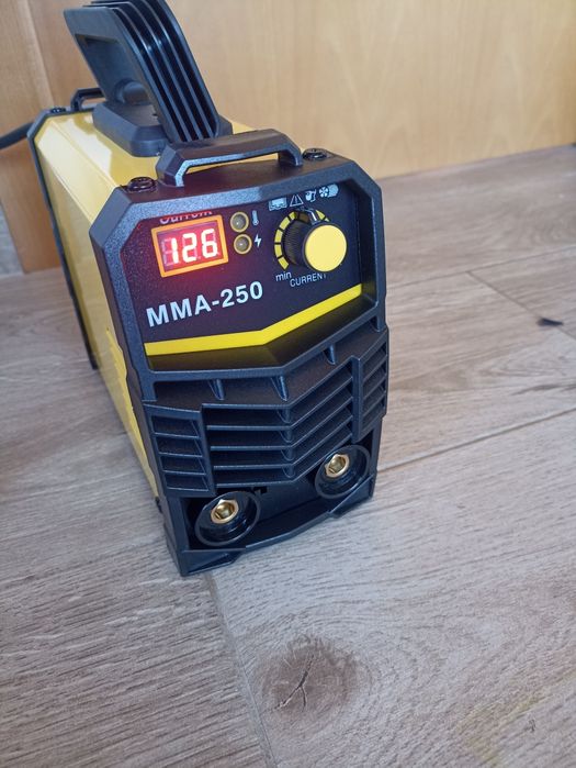 Máquina solda inverter elétrodo 250 amp nova  soldadura