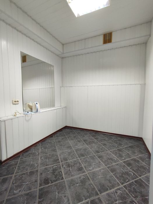 75м2, окремий вхід з вулиці, вул. Васильківська 42, Голосіївський р.