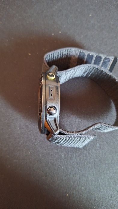 Garmin Enduro Solar Titânio