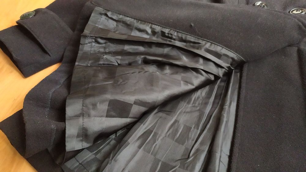 Czarny rozkloszowany płaszcz lolita ouji kodona dark academia vintage