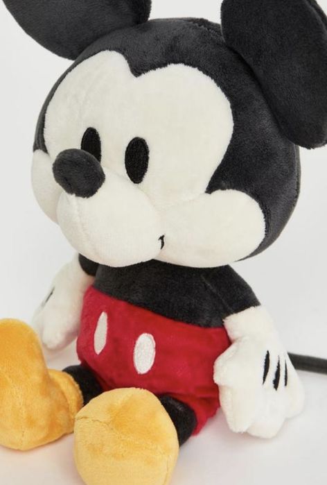 Нова іграшка Міккі Маус
