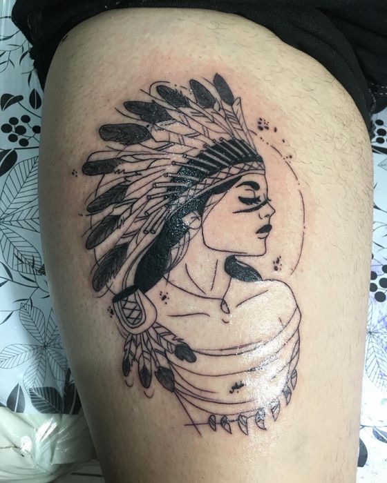 Tattoo fine line