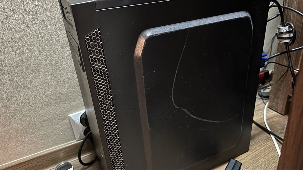 Komputer j3355b 16GB ram 128GB SSD 1TB HDD