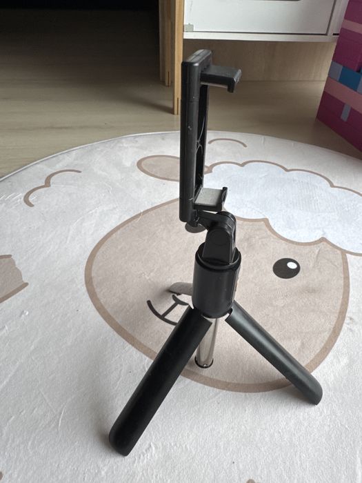 Selfistick statyw nowy bez pudelka