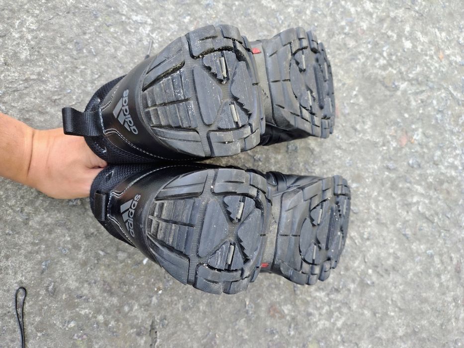 Ботинки ADIDAS зимние 44