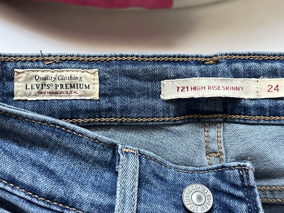 Жіночі джинси Levi’s левайс 24 розміру