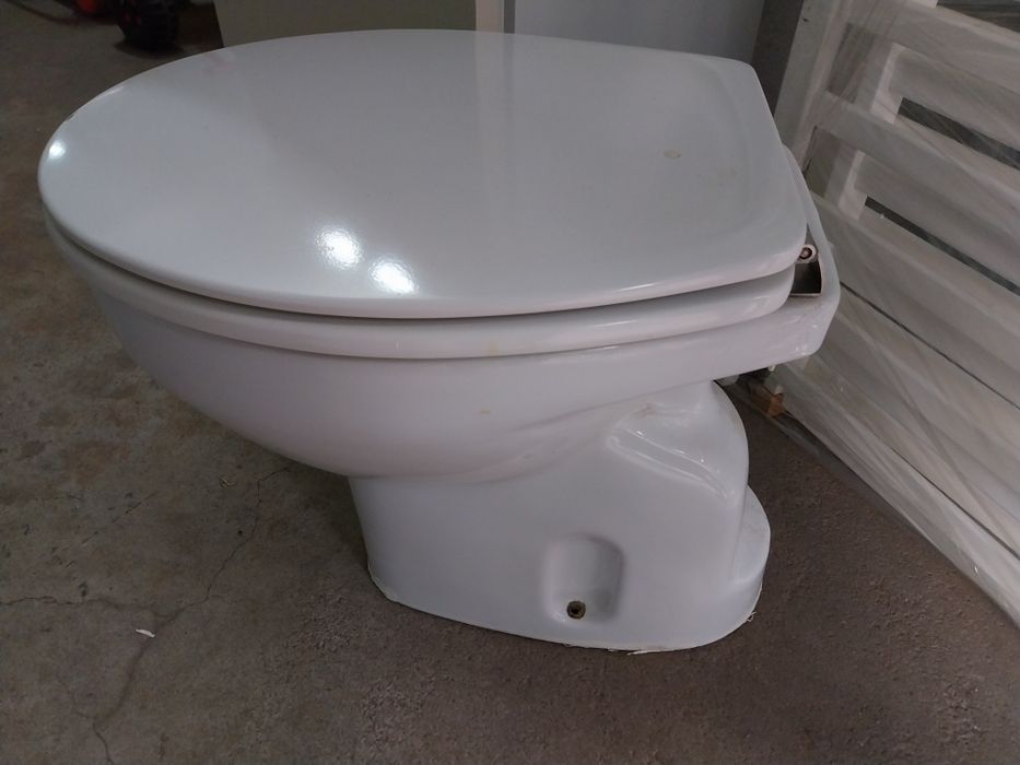 Sanita  Branca Roca com tampo