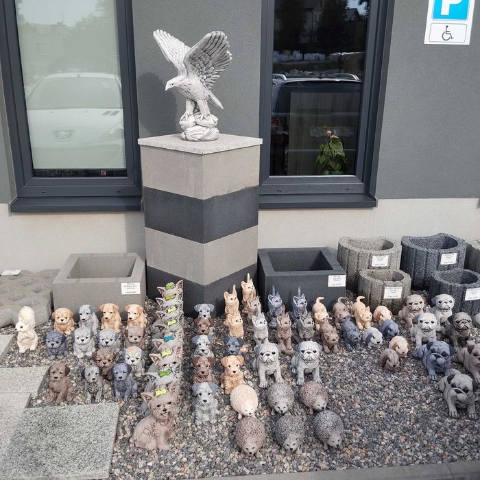 Ozdoby Ogrodowe Figurki Donice Deski Poidełko grys ziemia Kaskada bruk