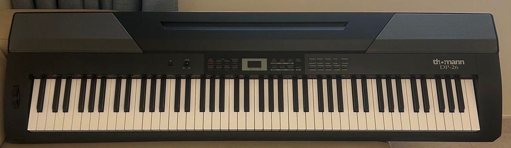 Piano Digital - Thomann DP-26 + Suporte + Phones