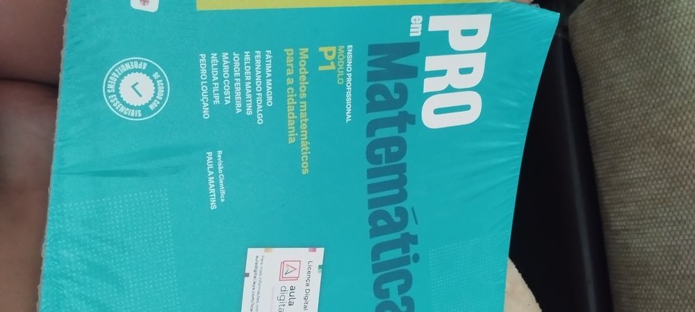 Vende se livros 1.2 do ensino profissional