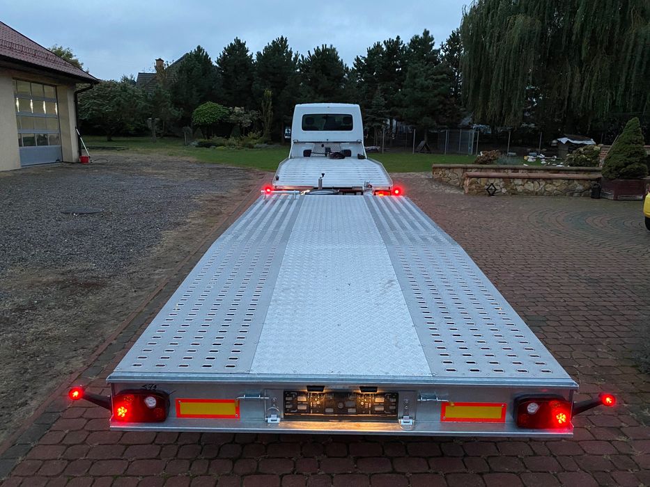 Usługi transportowe, transport samochodów, maszyn i towaru