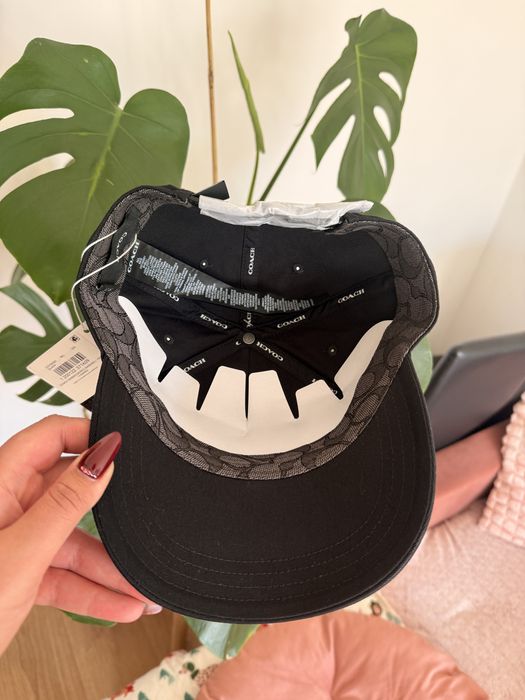 Czapkaz daszkiem Coach czarna nowa M/L unisex