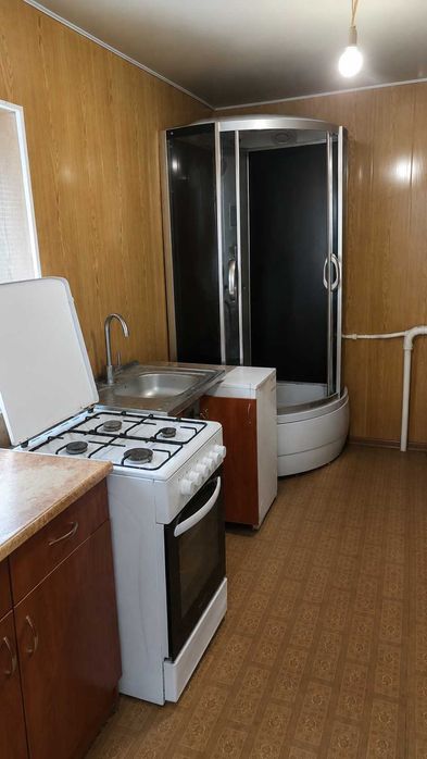 Продам будинок із зручностями